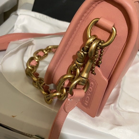 Coach Swinger candy Pink leather shoulder bag - Picture 7 of 14